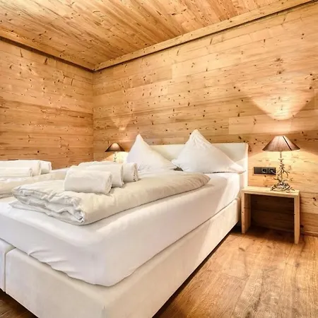 Uralp Royal Mit Terrasse * Brand (Vorarlberg)