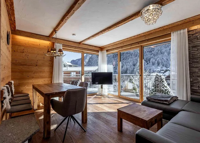 Uralp Royal Mit Terrasse *